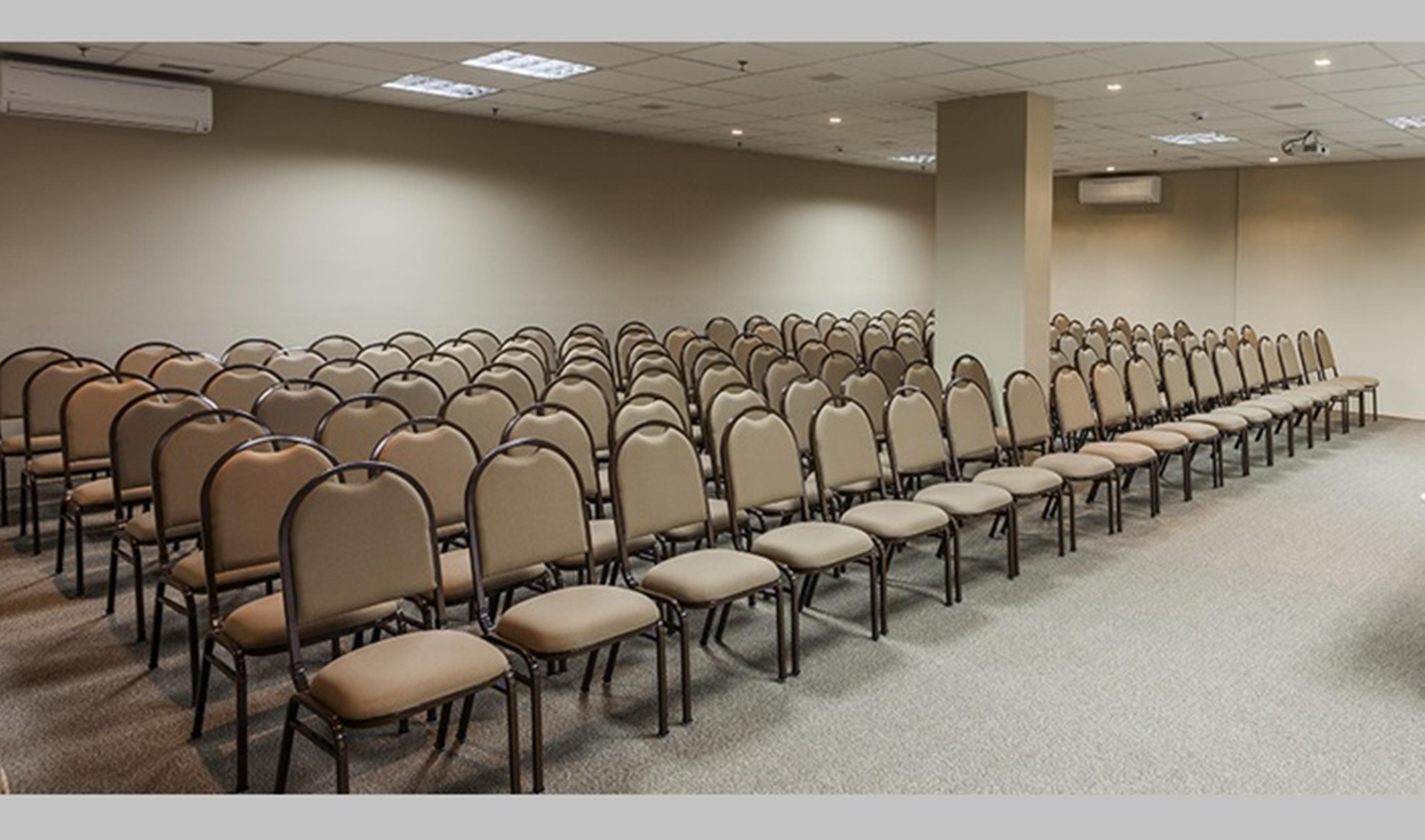 Jade Hotel Brasilia Candangolandia Eksteriør bilde Banquet chairs